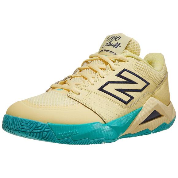 NWTNew Balance Women Tennis Shoe, Parchment/Nb Navy size 8.5 M